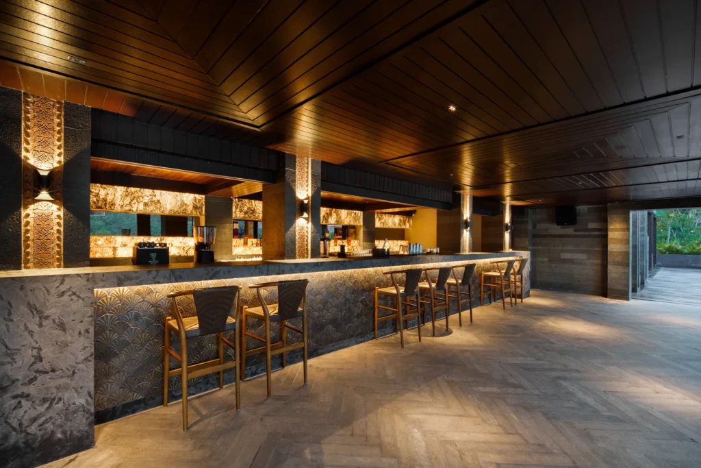 Saraya Bar gallery